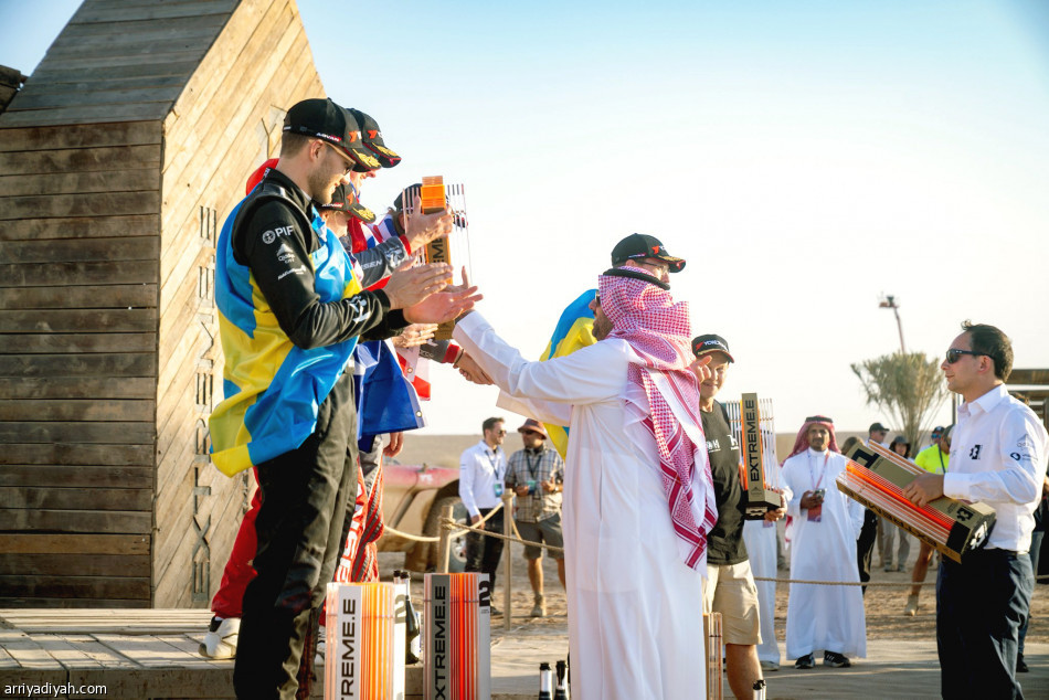 «إكستريم إي».. باكيرود وكايتي يخطفان الذهب