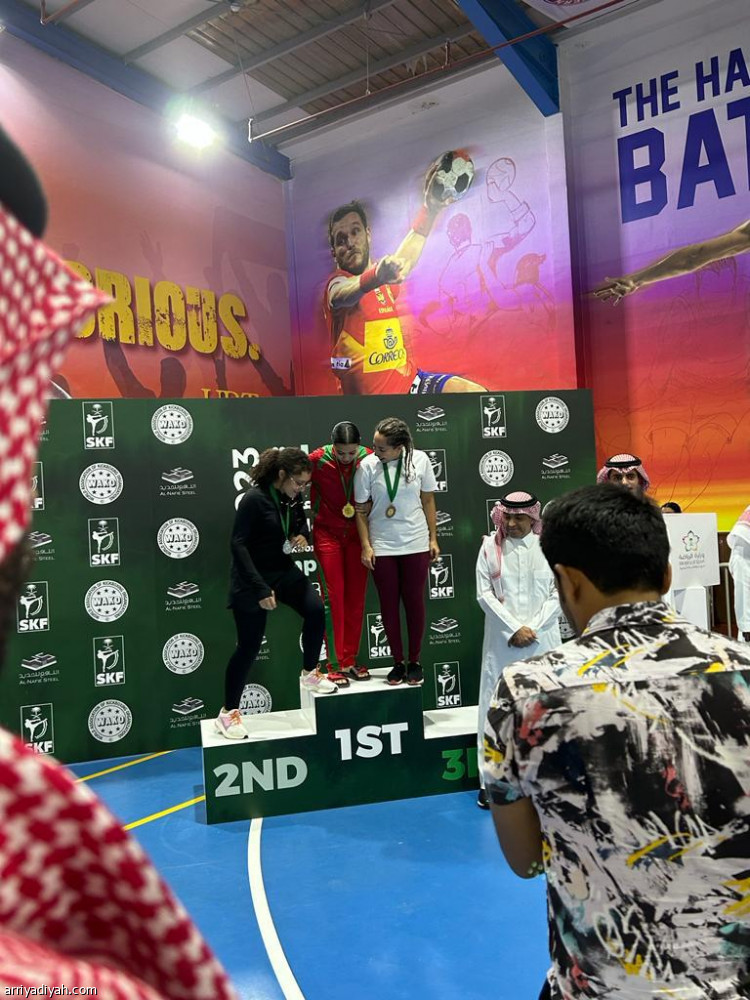 الملاكمة والركل.. تتويج الفائزات في ختام أول بطولة