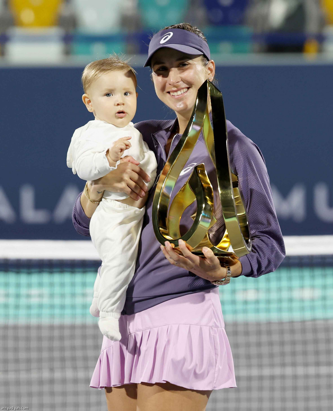 الأم البطلة