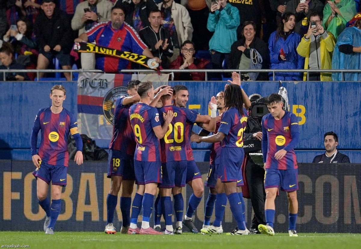 برشلونة يستعرض