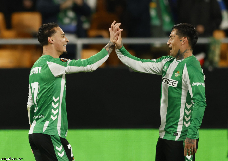 «يوروبا ليج».. ليون يتصدر الثمانية الكبار.. روما يخطف البطاقة الأخيرة