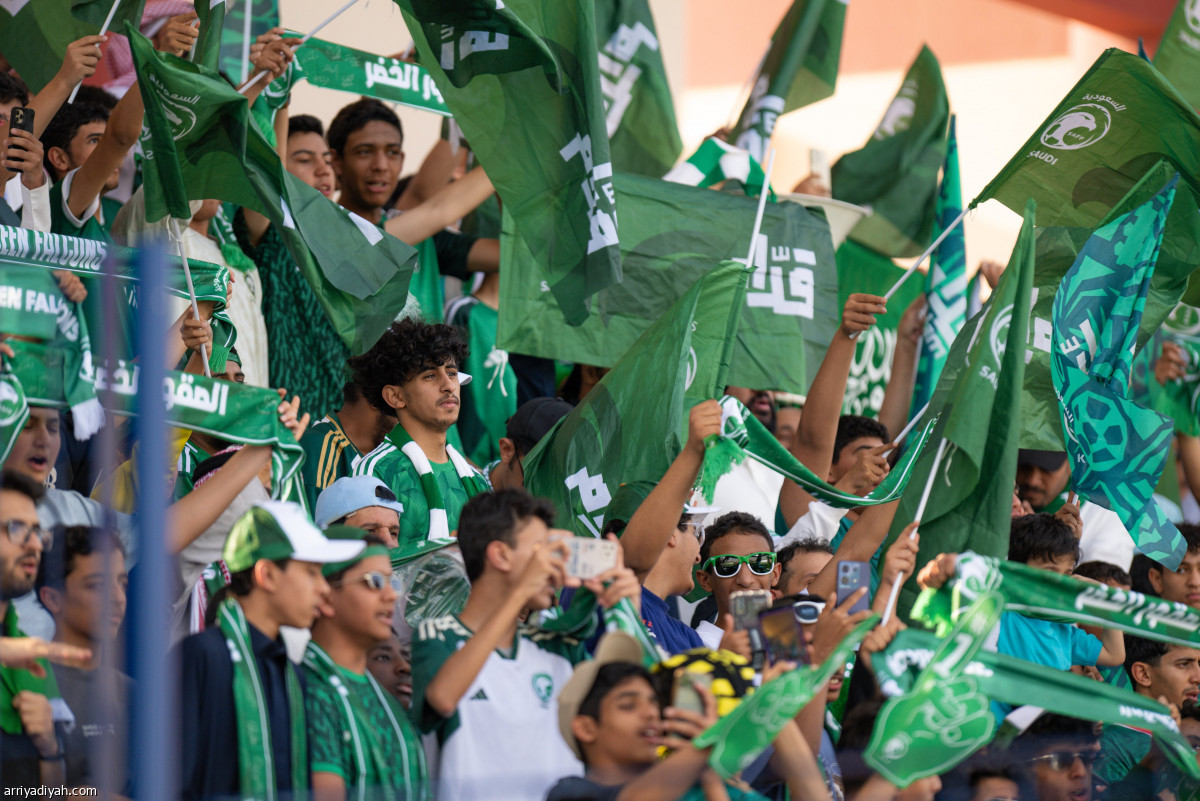 الأخضر في النهائي