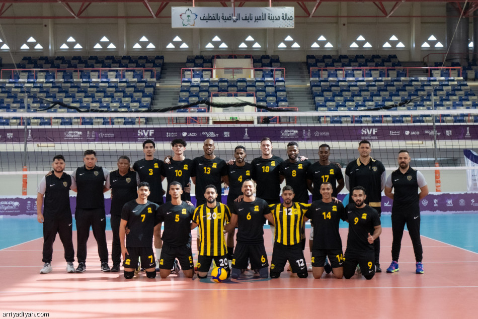 كأس الاتحاد.. الهلال يكسب النصر والعلا يرافق الاتحاد والأهلي