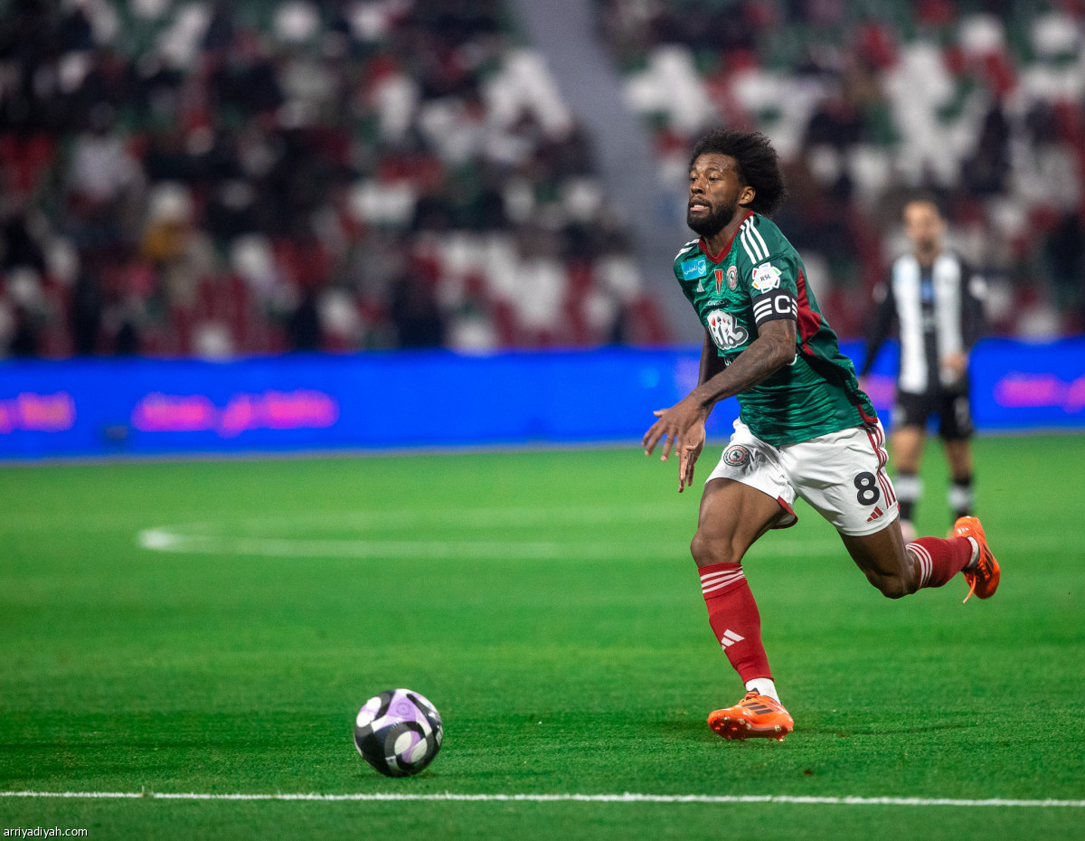 الشهري ينطلق بفوز