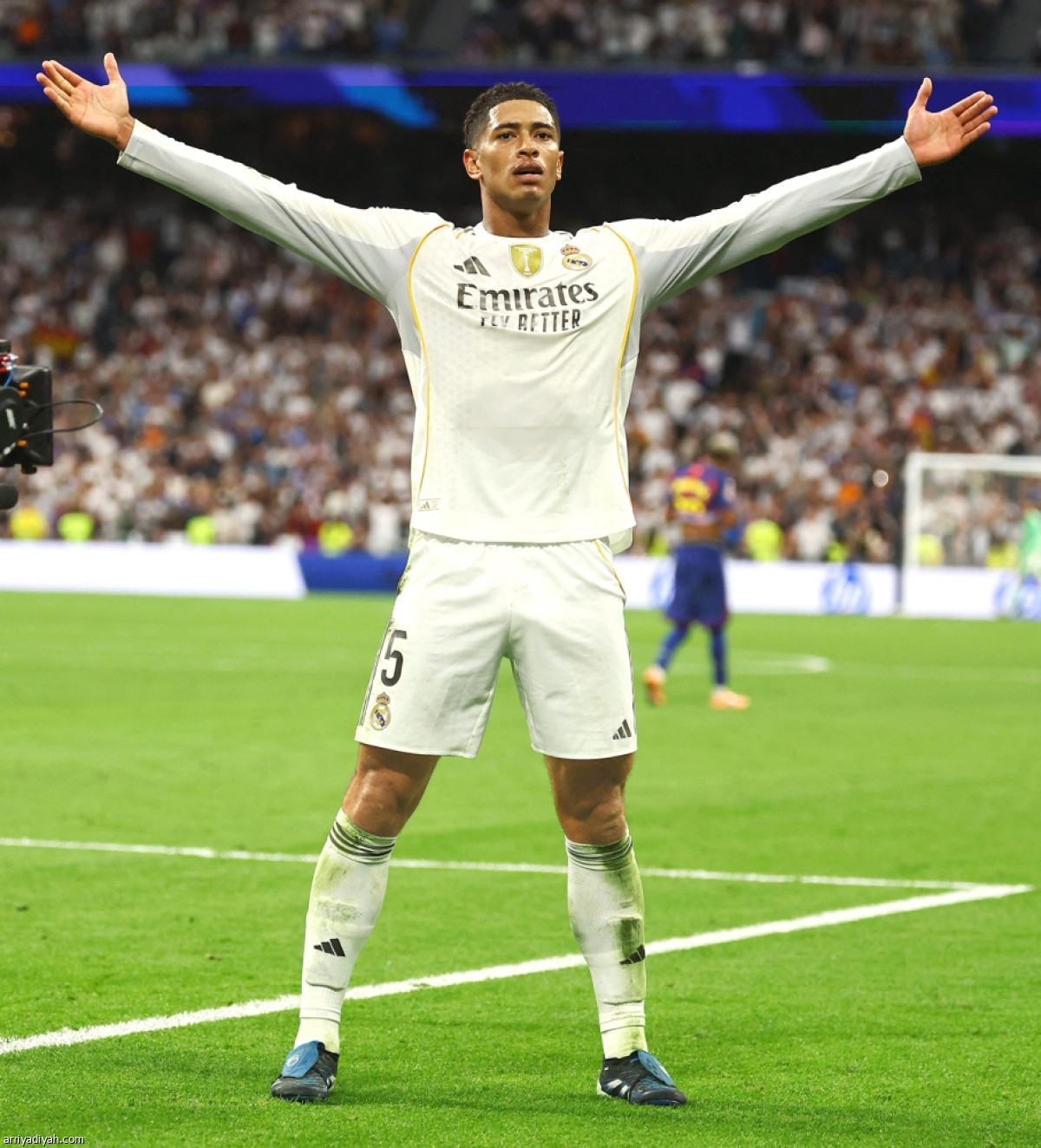 كلاسيكو أبيض