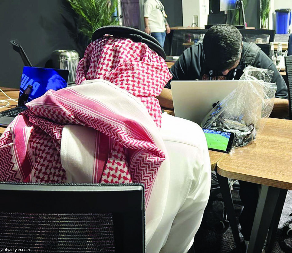 على حلبة الدرعية..
فيوري بطل العالم