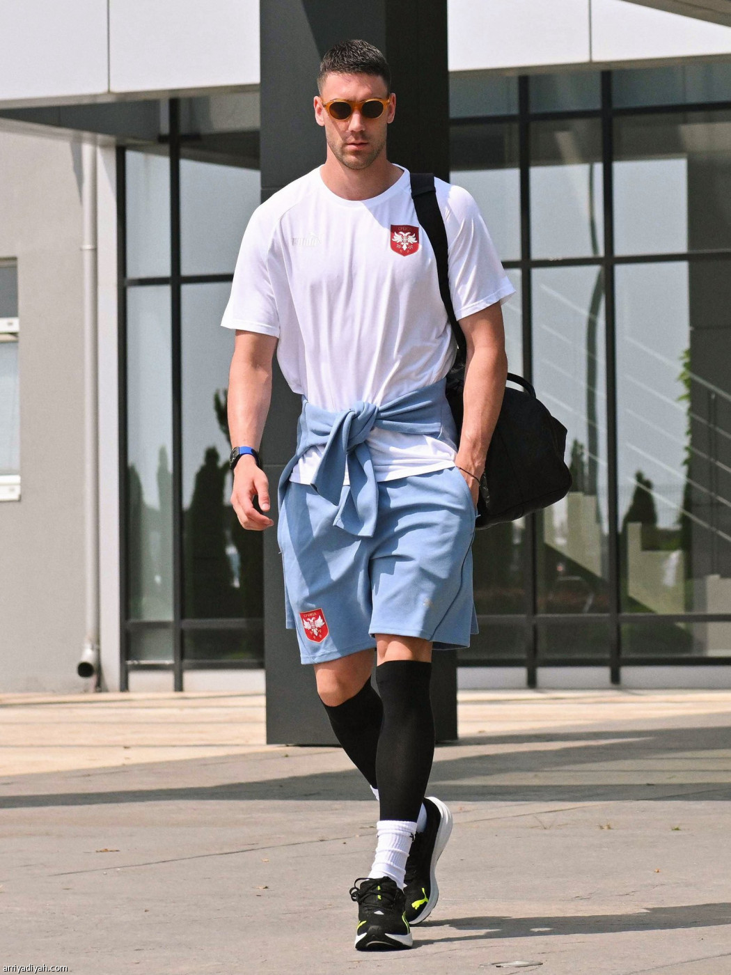 ميتروفيتش يتقدم الصرب