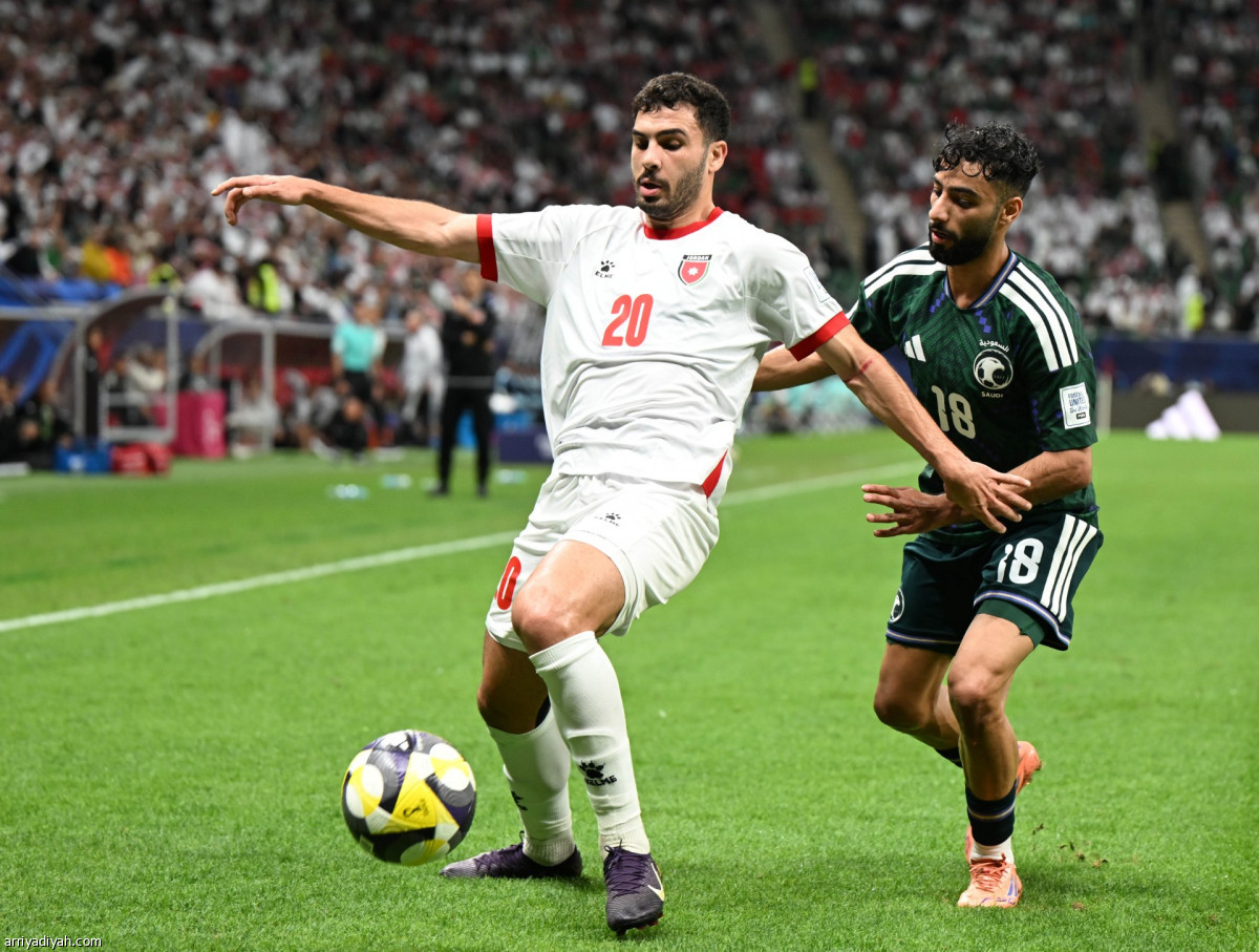 الأخضر يغادر سباق اللقب