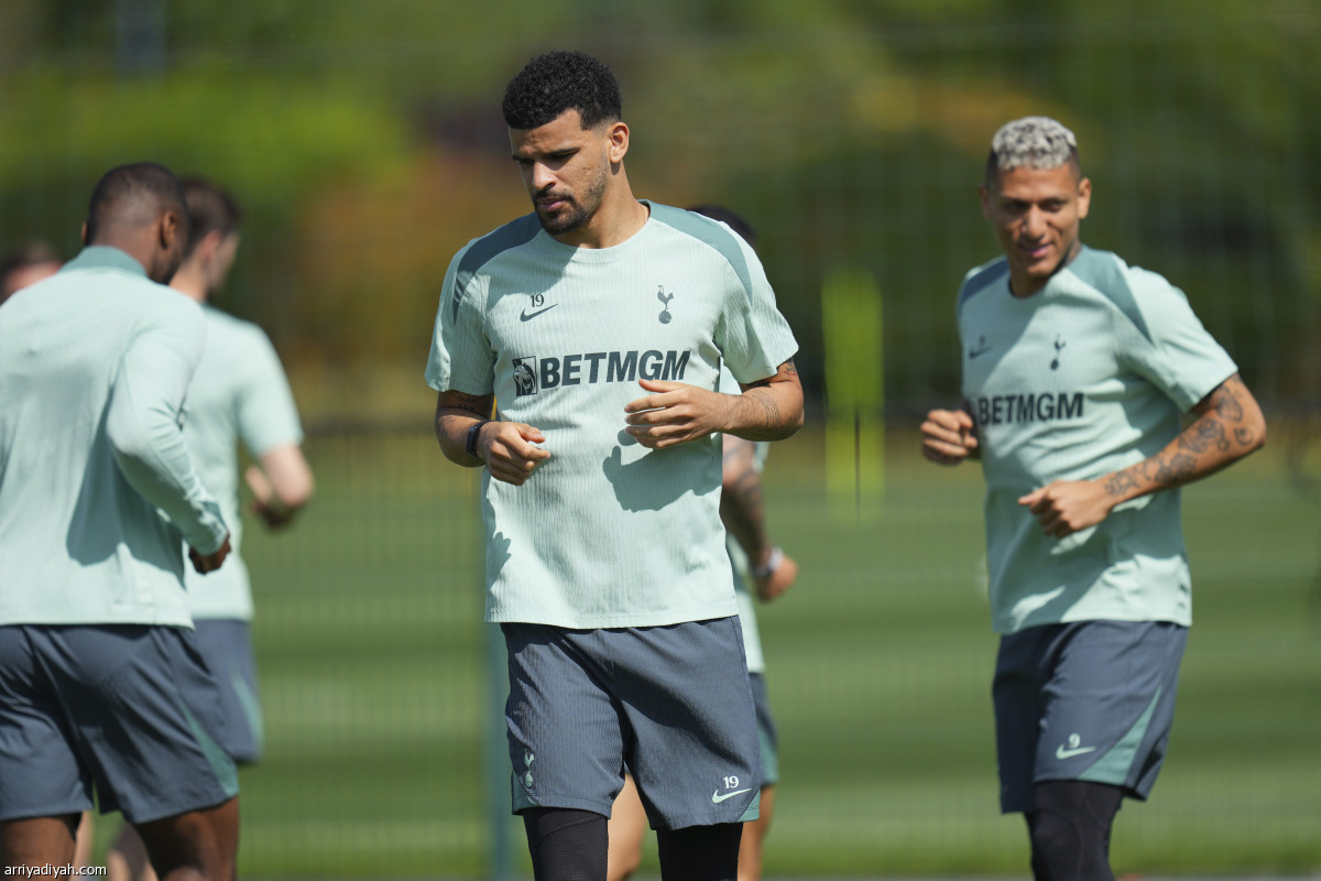 توتنام يستعد