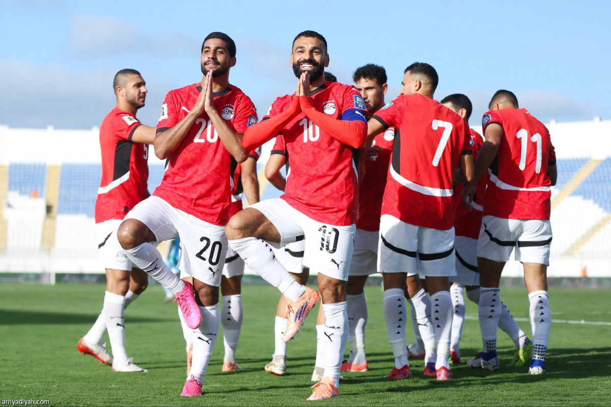 المصريون يتأهلون